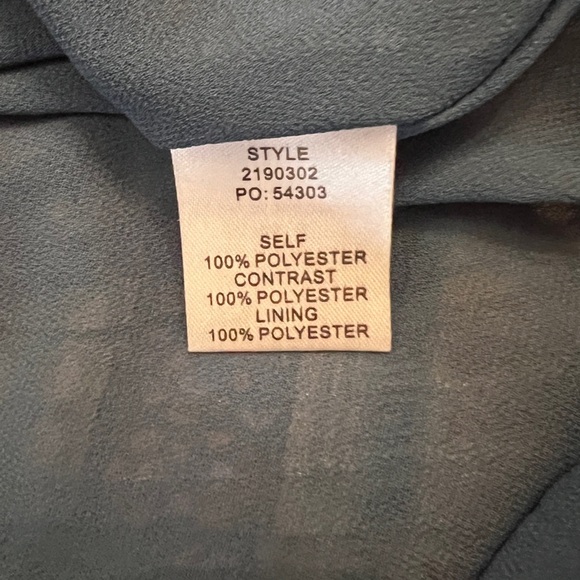 CURRENT AIR Floral Paisley Print Pleated Skirt Smocked Dress Tie at Neckline - Picture 10 of 11